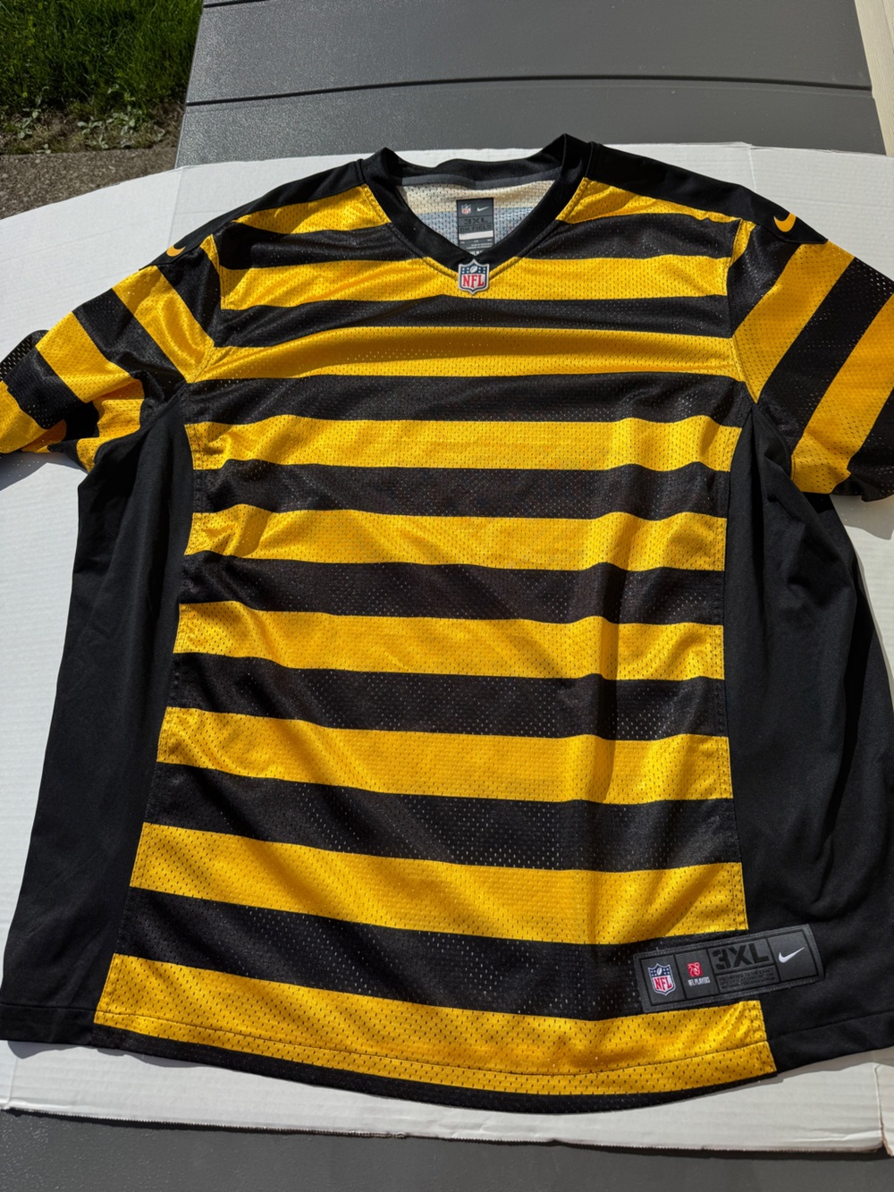Nike 3XL. Blank jersey. Pre-owned. Worn once.
